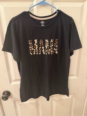 Women’s Black Graphic Tee with Leopard Print Accent Size XL
